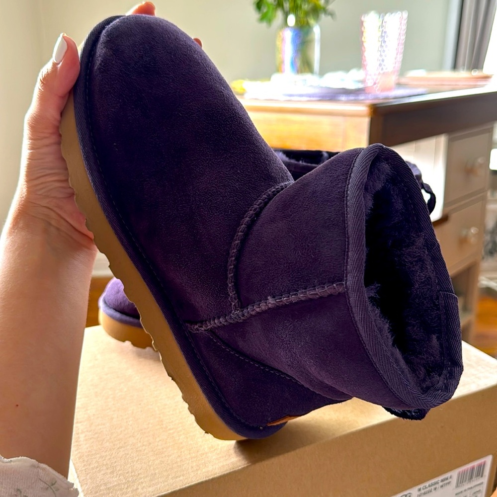 Ugg Classic mini